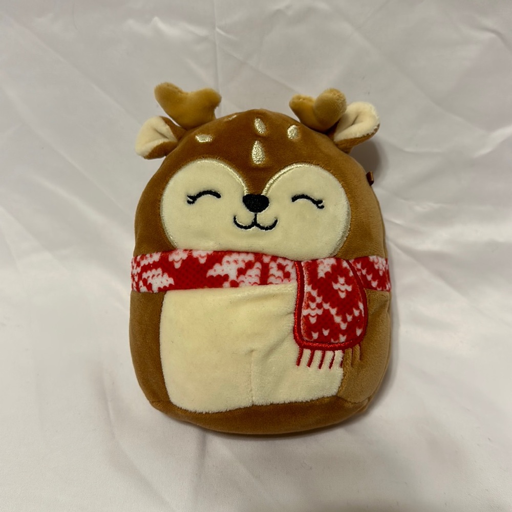 5” Dawn the Christmas Fawn Squishmallow